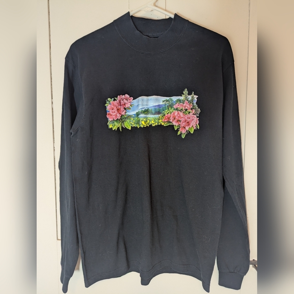 🖤 Fruit of the Loom M Lofteez Floral Landscape Graphic t shirt Y2K Cotton